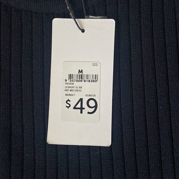 Long knitted dress - Picture 4 of 4